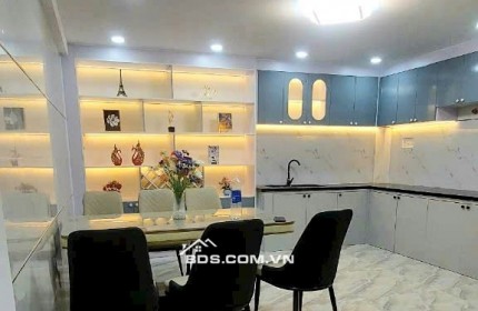 Tân Bình, nhà mới đẹp nội thất nhập, 74m² 4 phòng ngủ giá tốt 6,45 tỷ.