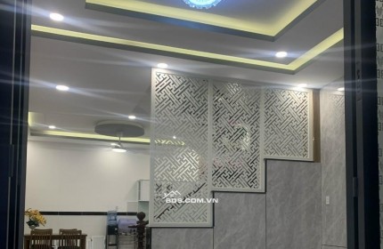 Nhà 4x15, 5 tầng, BTCT,  sát mặt tiền Lê Trọng Tấn, giá nhỉnh 6 tỉ