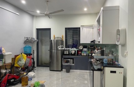 Bán nhà Tân Ấp, nhà đẹp ở luôn, 42m2, 2 tầng, 2,65 tỷ