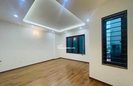 Bán nhà An Dương Tây Hồ, 30m2, 6.2 tỷ, ba gác đỗ cửa