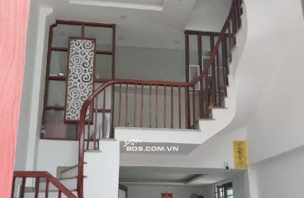 Nhà đẹp ở ngay, lô góc, ô tô, Định Công thượng cực gần phố 43m2, giá chào 7.6 tỷ có thương lượng.