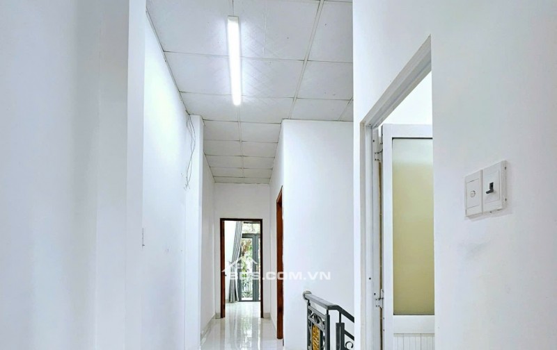 Bán nhà tâm huyết, siêu đẹp 72m2, 3PN, hẻm 1886 Huỳnh Tấn Phát, thị trấn Nhà Bè