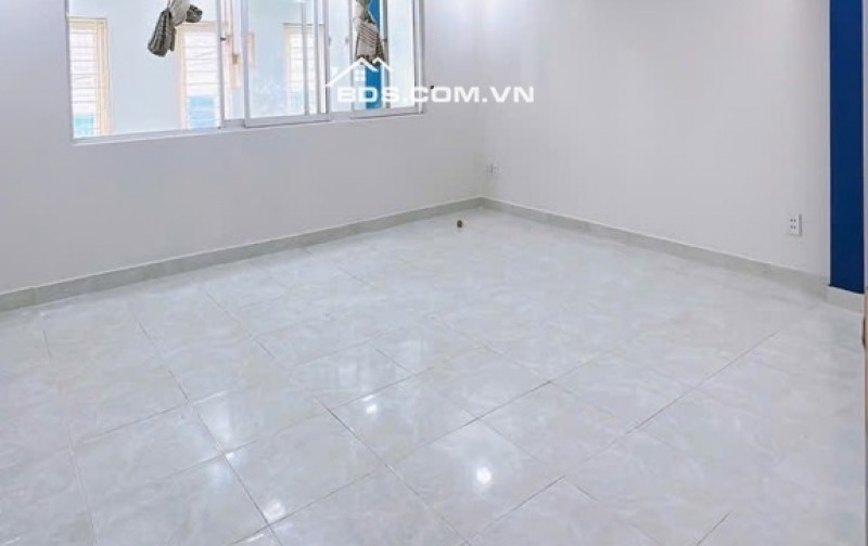 HẺM XE HƠI THÔNG , P3Q8- NHÀ MỚI- 44M2 (4 X 11 ) 4 TẦNG BTCT NGANG 4M - NỞ HẬU – CHỈ 6.X TỶ, SÁT NGAY CẦU CHỮ Y ĐẮC ĐỊA,