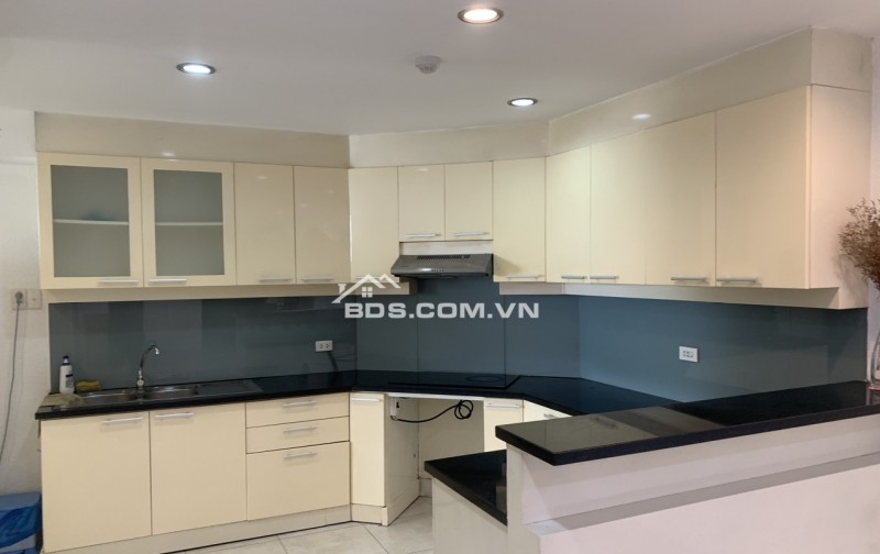 Cho thue nhanh CC Hung Vương Plaza - 3PN 116m2 , 19 Triệu