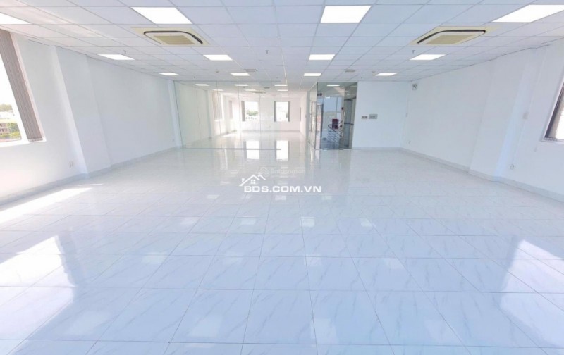 Chuyển nhượng tòa nhà ngay Đỗ Xuân Hợp hầm 6 tầng, DT: 10x20m (200m2) sẵn HDT 100tr giá chỉ 35 tỷ