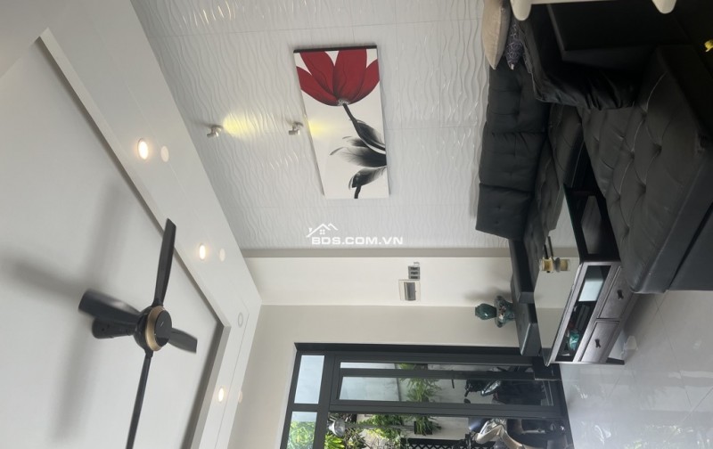 70m² sổ đẹp nở hậu đắc địa Bình Thạnh 3 phòng ngủ giá chào 9.8 tỉ còn thương lượng.