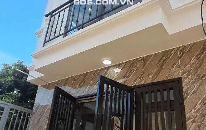 ⭐️BÁN NHÀ LÔ GÓC VĨNH HƯNG - 43M² 6 ngủ - SÂN RỘNG VIEW HỒ CÂU - GIÁ 5.9 TỶ ⭐️