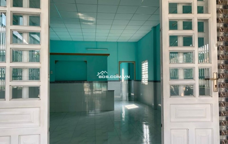 Bán gấp căn nhà cấp 4 - 84m2 Mỹ Hạnh Nam ngay KCN Xuyên Á – Hoàng Gia 950tr LH 0774946669
