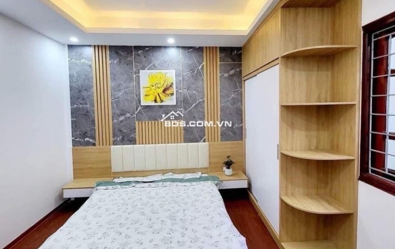 BÁN NHÀ 5 TẦNG (38m2) – MẾ TRÌ, NAM TỪ LIÊM – GIÁ 6.3 TỶ