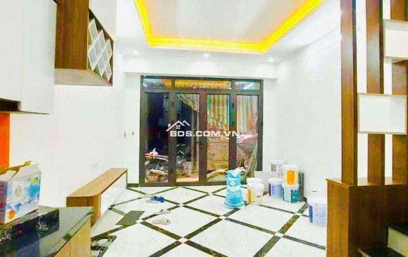 Nhà đẹp Bùi Xương Trạch - Gần phố - 34m2 - 5 tầng - 5.7 tỷ (có thương lượng)