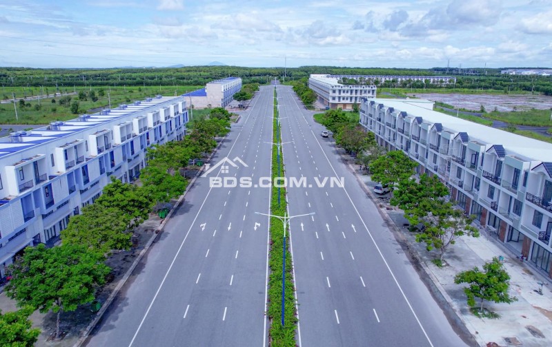 Cao tốc TP.HCM - Thủ Dầu Một - Chơn Thành được xem là tuyến cao tốc mới nhất nối TP.HCM và Bình Dương, Bình Phước đang được thúc đẩy để làm