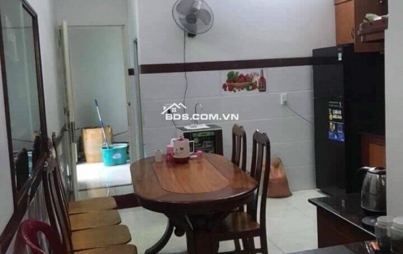 Nhà 3 Tầng Mặt Tiền Trung Chánh, Hóc Môn - 70M2 - Giá Rẻ.