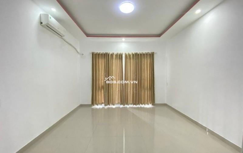 Bán nhà xinh Nguyễn Văn Nghi, Gò Vấp, Gần 50m2 , chỉ có 3.X TỶ