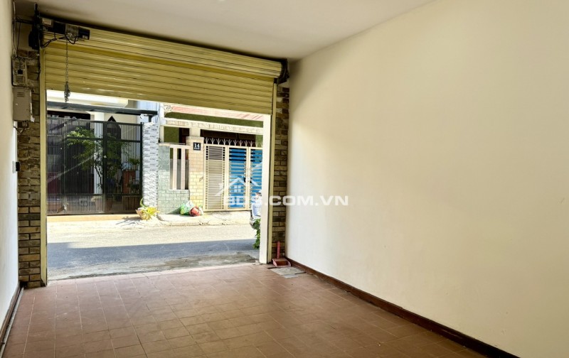 SIÊU HOT - BIỆT THỰ 2MT HẢI CHÂU 4,5 TẦNG - DIỆN TÍCH 120M2 - 3 MẶT TIỀN - GIÁ CHỈ 7,8 TỶ