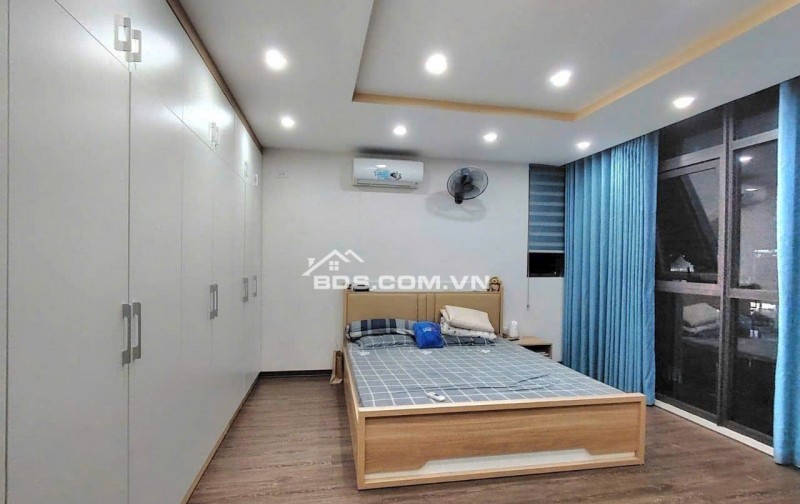 CHCV PHỐ KHƯƠNG THƯỢNG, ĐỐNG ĐA - DÒNG TIỀN 100TR/THÁNG Dt 100m² 9T Giá 36ty