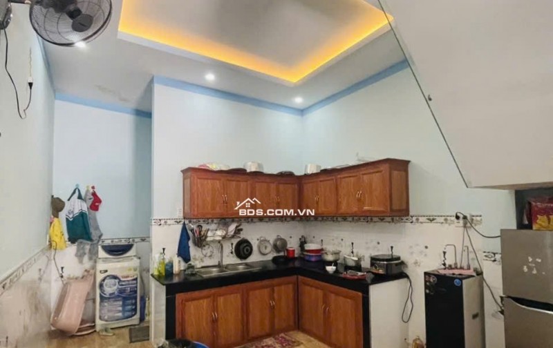 Nhà Lầu 60m2 ngay ngã tư Bình Chuẩn, Thuận An, Giá chỉ 1ty3xx