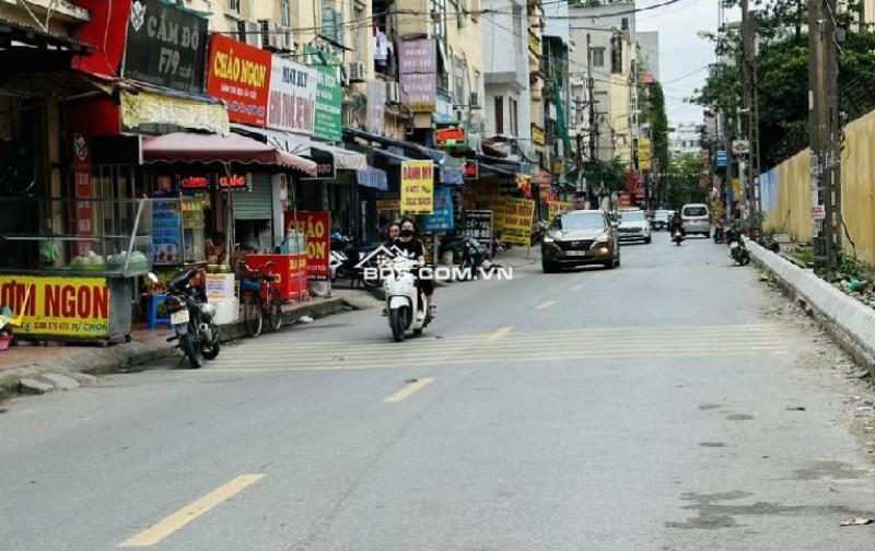 MẶT PHỐ XA LA - HÀ ĐÔNG - KINH DOANH – THOÁNG SAU CÓ NGÕ