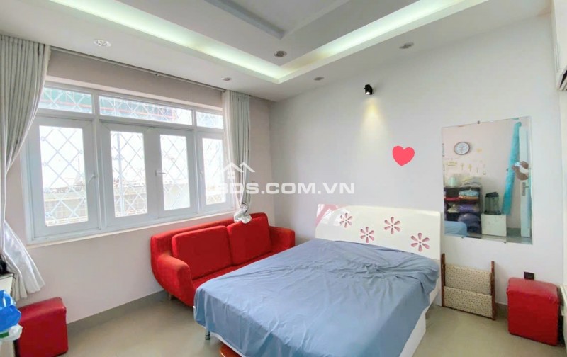 Nhà phố Bình Thạnh 73m² ngang 4m, 4 phòng ngủ đường 6m chào GIÁ TỐT