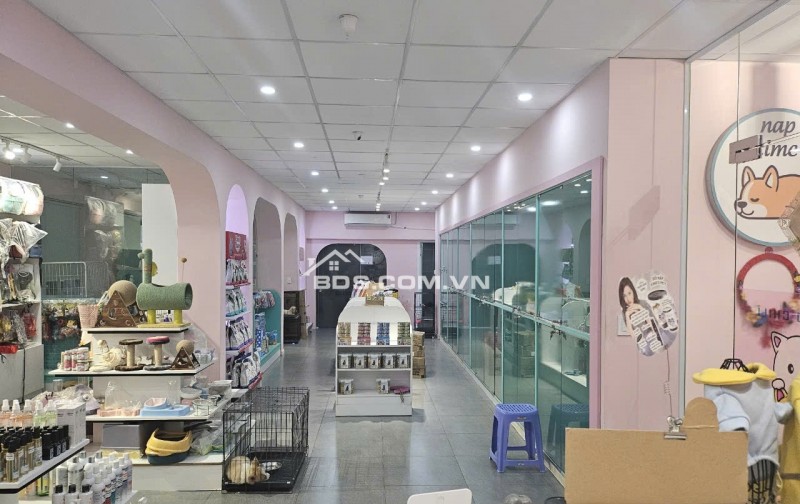 SANG PET SHOP ĐANG HOẠT ĐỘNG TỐT, LƯỢNG KHÁCH ỔN ĐỊNH, KHU TRUNG TÂM KINH DOANH SẦM UẤT QUẬN 6 , HCM