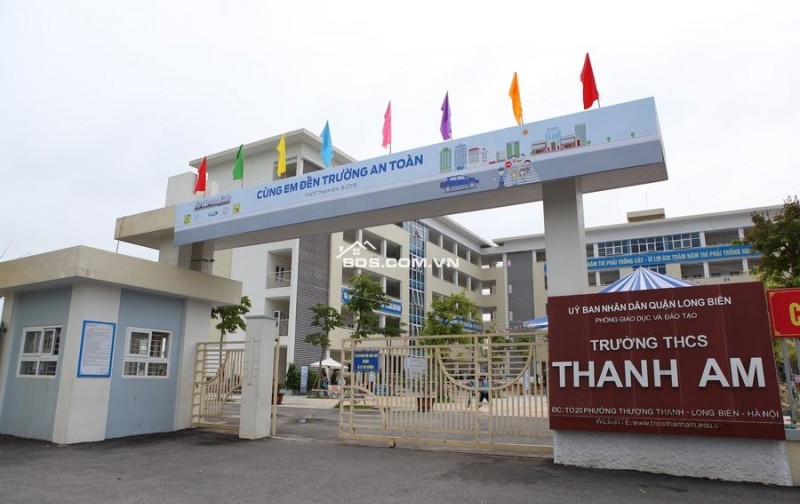 Bán đất Thượng Thanh,Q.Long Biên DT 31m2 x Mt 4m đường vào nhà 2m giá chỉ 3.25 tỷ