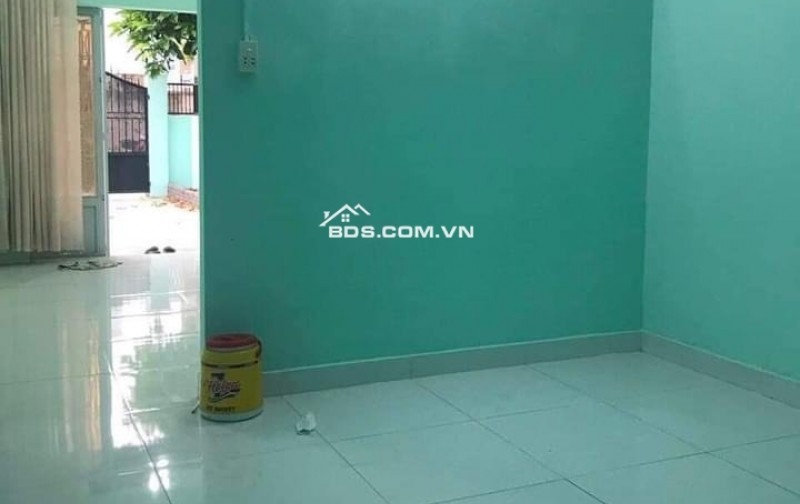 Bán gấp nhà 125m2, Giá Ngộp 670tr. Sổ Riêng Xã Tân Hiệp Huyện Hóc Môn.