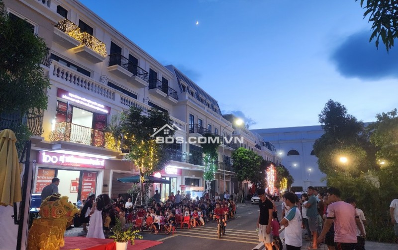 Vincom Shophouse Royal Park Quảng Trị, Bàn Giao Ngay