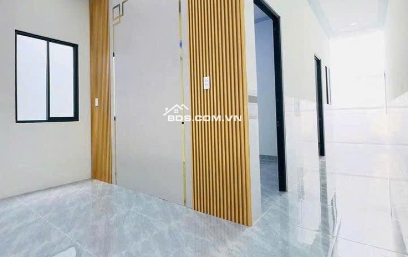 CHỦ KẸT TIỀN CẦN BÁN GẤP NHÀ PHỐ DT 100m2 GẦN NGAY KDL BỬU LONG PHÁP CỰC LÝ CHUẨN