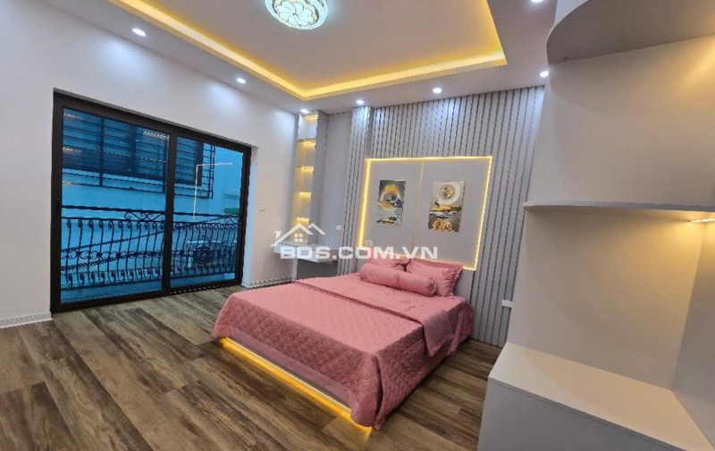 Bán nhà phố Nguyễn Văn Trỗi - Phương liệt , DT :50m2 , Giá Nhỉnh 7 tỷ , gần oto