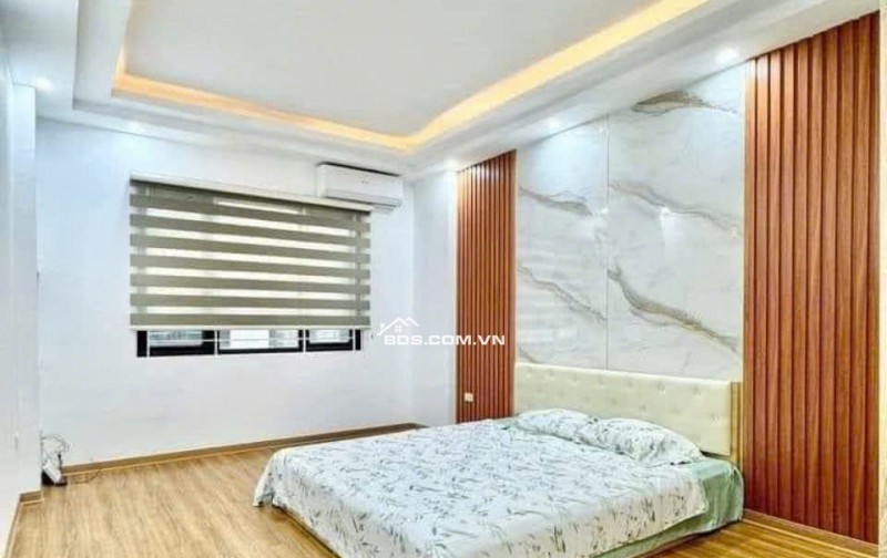 BÁN NHÀ KHƯƠNG ĐÌNH - THANH XUÂN , DT :42M2 X 5T ,MT 4M , GIÁ HƠN 7 TỶ , LO GÓC , HAI THOÁNG