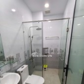 •	Gấp: nhà cho thuê tại phường Trường Thọ, 14tr/tháng, 1 Trệt 2 Lầu, 4PN, 4WC, đường oto vào tận nơi, cách Đặng Văn Bi chỉ 500m