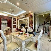 Biệt Thự Siêu Hiếm 55m2, Phố Khâm Thiên, Đống Đa, 5Tầng Full Nội Thất, Mặt Tiền5.5m, Nhỉnh13Tỷ.