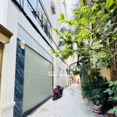 NHÀ 5 TẦNG YÊN HÒA, 45M2, MT 5M, NGÕ NÔNG, NỘI THẤT ĐẸP, Ở NGAY. 8,5 TỶ