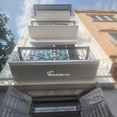 Lạc Thị - Ngọc Hồi , Dt ; 40m ,  giá chào hơn 4 tỷ