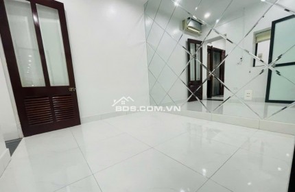 Bán tập thể Nghĩa Tân Cầu Giấy DTSD 75m - 2 ngủ giá 3.45 tỷ, ngõ ô tô, KD, full nội thất