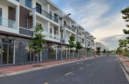 Bán nhà giá ngộp 3ty1 . mặt tiền đường lớn . 100m2