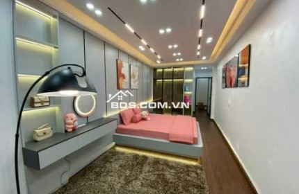 BÁN GẤP NHÀ_KHƯƠNG TRUNG-THANH XUÂN-DT: 45M2-5 TẦNG- GIÁ CHỈ 8,5TỶ Ô TÔ ĐỖ CỬA-THANG MÁY