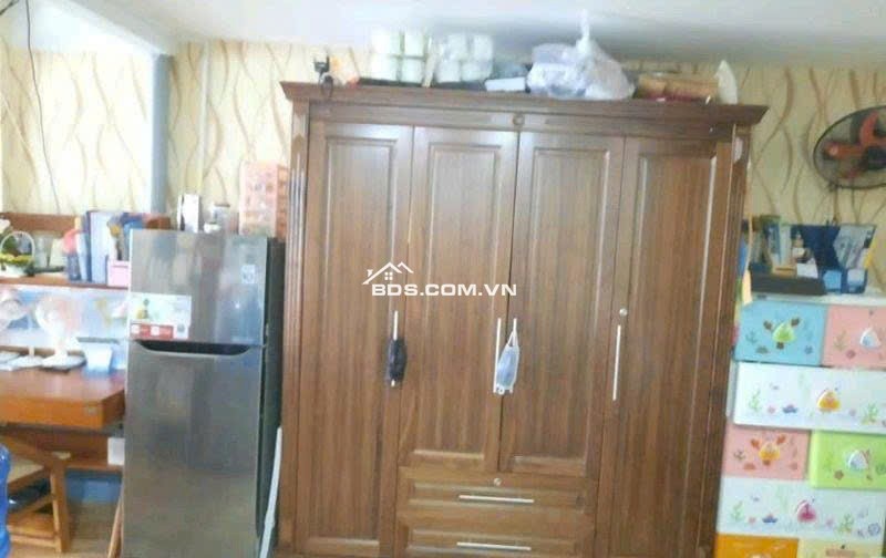 NHÀ CẤP 4 - XÔ VIẾT NGHỆ TĨNH - 42.1M2 - SỔ NỞ HẬU NHẸ - GẦN NGÃ TƯ HÀNG XANH - CHỈ 4.xTỶ.