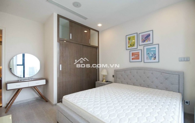 Bán căn hộ 2PN Vinhomes Bason Quận View Bitexco 13 tỷ bao phí