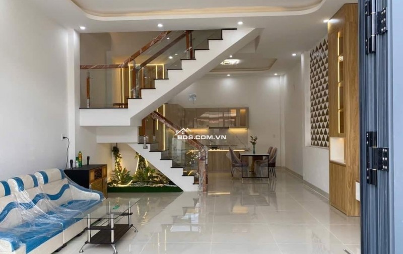 Nhà mới xây SHR 70m2, mặt tiền kinh doanh, Thuận Giao, Thuận An, BD, Giá tốt