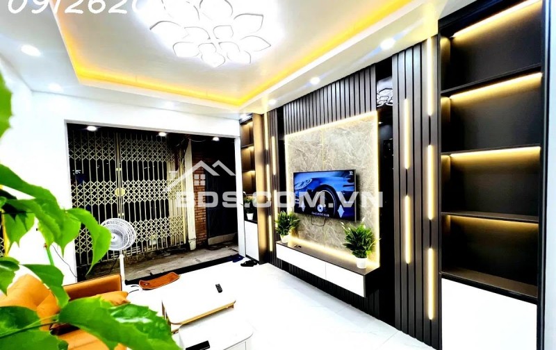 Bán nhà mới phố Trại Cá quận Hai Bà Trưng 3 tầng 42m2 giá nhỉnh 5 tỷ