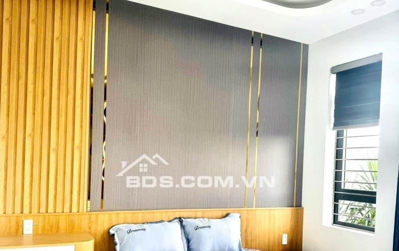 Bán nhà đường 3/2 Quận 10, 62m2 Hẻm Xe hơi chỉ 7.55 tỷ.