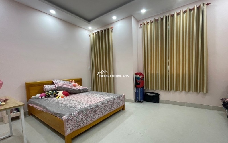 VỊ TRÍ ĐĂC ĐỊA TRUNG TÂM PHƯỚC LONG B QUẬN 9, 80M2, 6T, OTO VÀO NHÀ, RA ĐÕ XUÂN HỢP 50M, NỠ HẬU