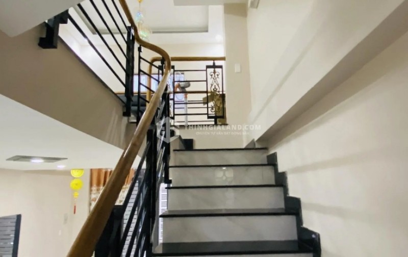 Bán Gấp Nhà Hẻm ÔTô, 4 Tầng Đẹp, Cô Bắc- Phường 4- TP.Vũng Tàu, DT:64.2m2(3PN), Chỉ 5.2 Tỷ