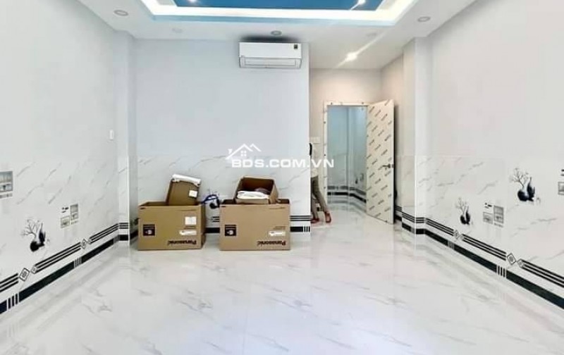 Nhà MT kinh doanh Phước Long B , 3 tầng KC, 88m2 , 4 PN, Hoàn công