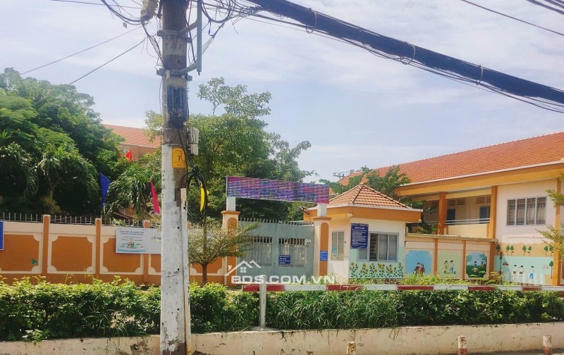 Đàu tư nhanh miếng đất xây nhà giá rẻ ở khu công nghiệp Phú Riềng Bình Phước