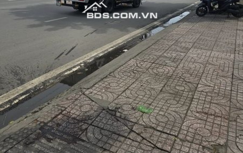 NGAY CHỢ BÌNH TRỊ ĐÔNG - BÁN NHÀ 2 TẦNG BTCT 5.2X11M HẺM XE HƠI TỚI NHÀ KHU VỰC SẦM UÂT CHỈ 4.7 TỶ