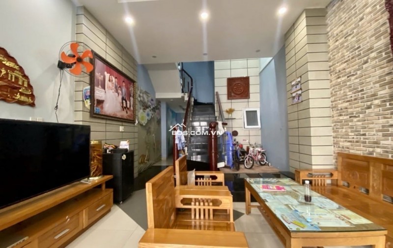 ĐỐI DIỆN AEON TÂN PHÚ _ NHÀ 4 TẦNG 4.3X16M HẺM XE HƠI TỚI NHÀ SÁT MẶT TIỀN BỜ BAO TÂN THẮNG CHỈ 6.4 TỶ
