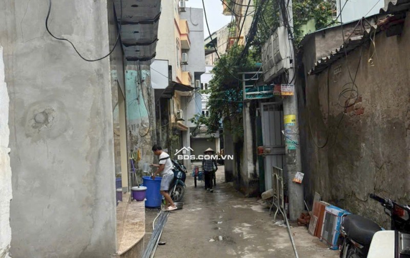 Bán nhà 5 tầng Tam Hiệp 35m2 mới xây, ngõ nông, xe 7 chỗ đỗ cách 16m, 99m ra bãi đỗ xe 24/7 giá cực hời.