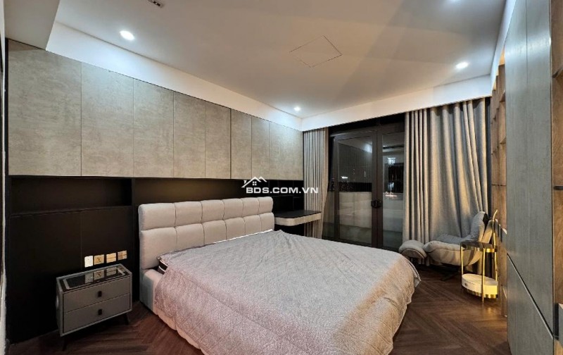 Bán căn hộ 186m2, 4 ngủ, 3wc, tòa Dolphil Plaza, Mỹ Đình