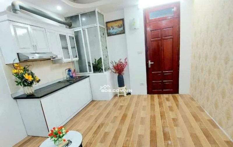 Bán căn hộ chung cư mi ni phố Quan Nhân Thanh Xuân 40m x 1.160 tỷ, tặng nội thất